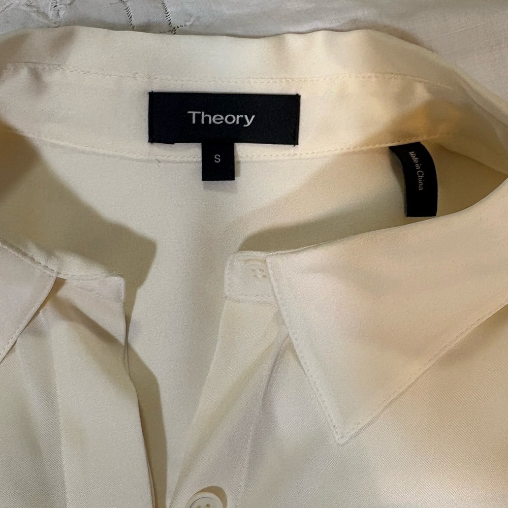 Theory Women's Ivory Silk Satin Collared Long Sleeve Button-Up Blouse L - Picture 3 of 9